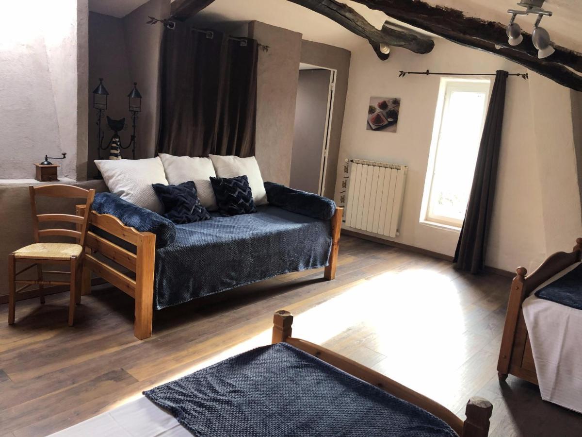 Hotel Ombre Bleue Du Figuier, Ailhon Esterno foto